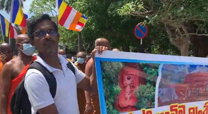 குருந்தூர் மலை பௌத்தர்களின் சொத்து – கொழும்பில் ஆர்ப்பாட்டம்!