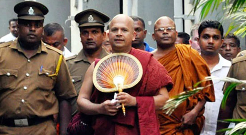 உடுவே தம்மாலோக தேரரை கைது செய்ய நீதிமன்றம் உத்தரவு