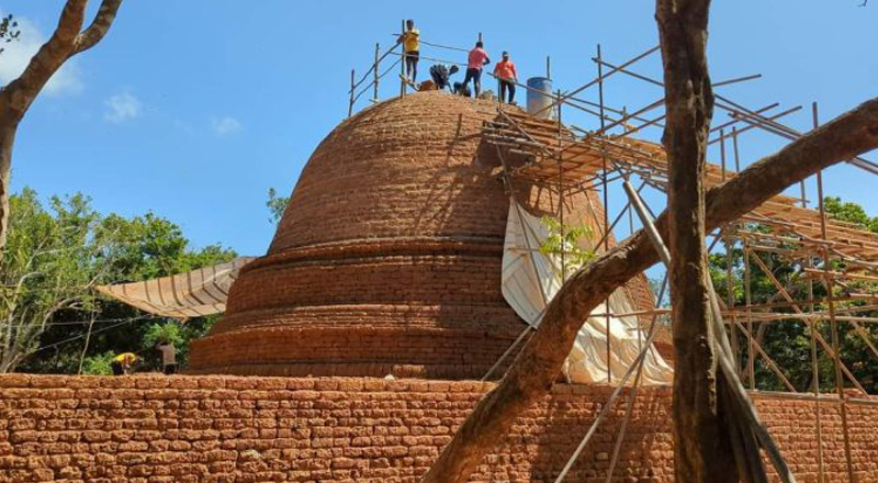 புத்தசாசனத்துக்கு எதிராக செயற்படும் அனைவரும் சபிக்கப்படுவார்கள் : குருந்தூர் மலை பௌத்த விகாரை தேரர்