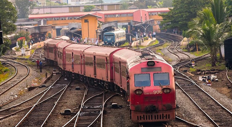 சற்றுமுன்னர் சமுத்திரதேவி கடுகதி ரயிலுக்கு நடந்த கொடூரம் 