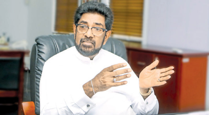 அரசாங்க மருந்தாளர் சங்கத்தின் குற்றச்சாட்டை சுகாதார அமைச்சர் மறுப்பு