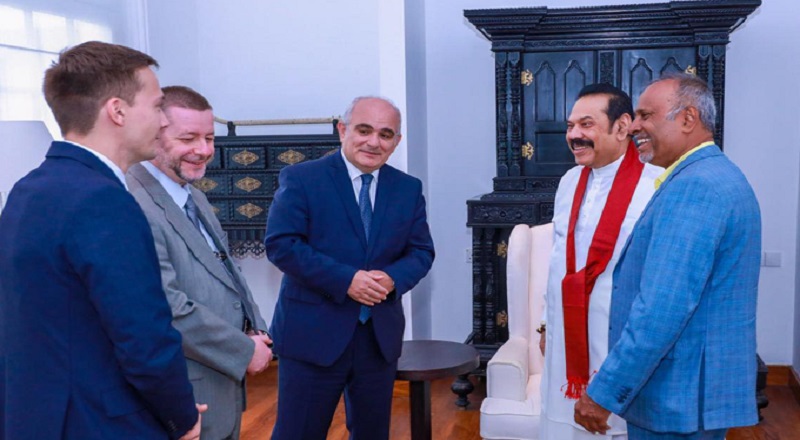 இலங்கைக்கான ரஷ்ய தூதுவரை  சந்தித்த முன்னாள் ஜனாதிபதி மகிந்த ராஜபக்ஷ 