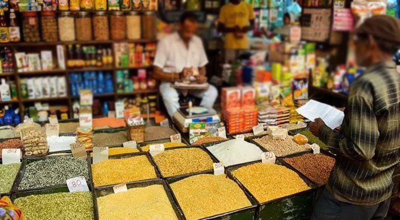 அத்தியாவசியப் பொருட்களின் விலைகள் தொடர்பில் வர்த்தக அமைச்சர் வெளியிட்ட தகவல்!