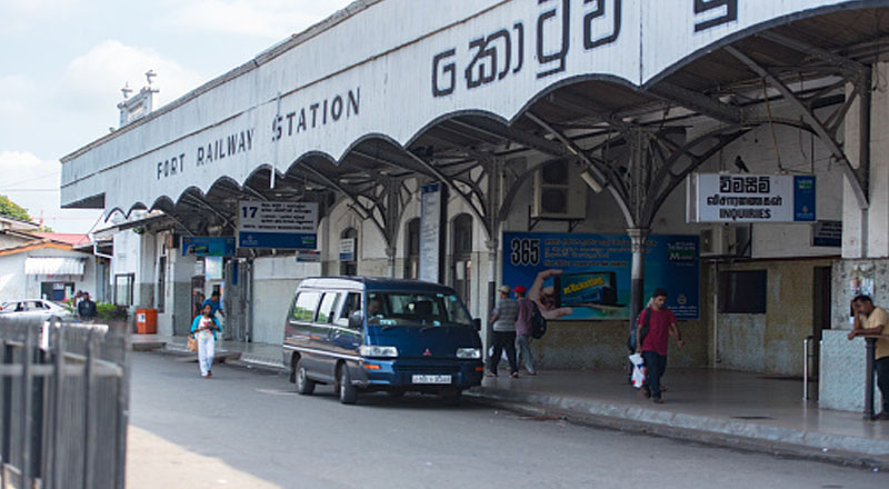 புகையிரத ஊழியர்களுக்கும் புகையிரத முகாமையாளருக்கும் இடையில் விசேட கலந்துரையாடல்