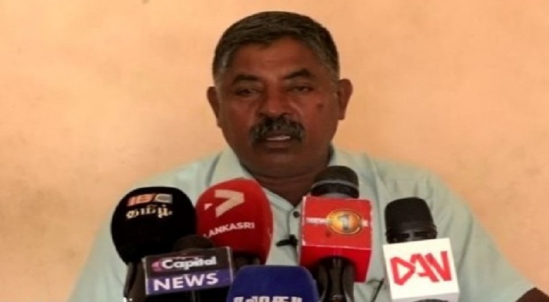 அமைச்சர் டக்ளஸ் மீது வர்ணகுலசிங்கம் காட்டம்