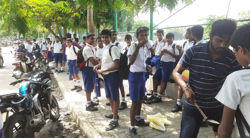 யாழ் இந்துக் கல்லூரியில் முள்ளிவாய்க்கால் கஞ்சி வழங்கும் செயற்திட்டம் முன்னெடுப்பு