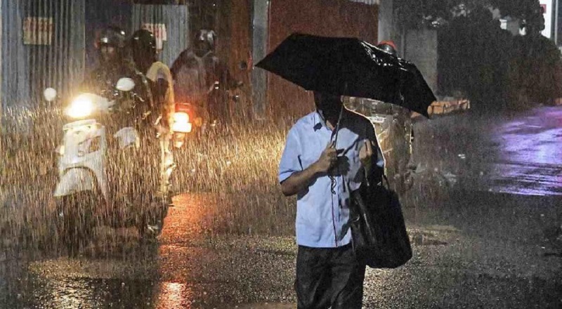 காலி மற்றும் மாத்தறை மாவட்டங்களிலும் பல தடவைகள் மழை பெய்யும்