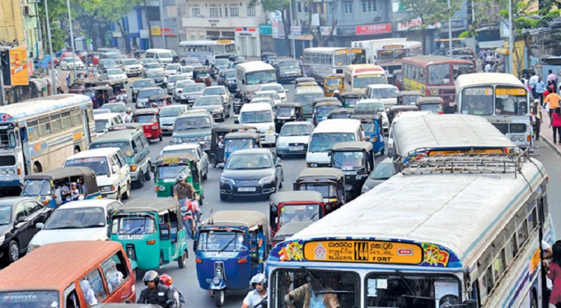 ஆர்ப்பாட்டம் காரணமாக ராஜகிரிய வீதி தடைப்பட்டுள்ளது.