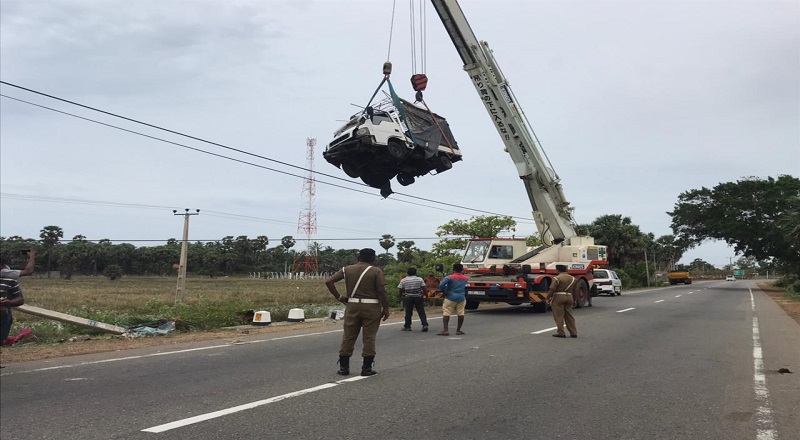 கிளிநொச்சியில் கோர விபத்து ஒருவர் நிலை கவலைக்கிடம்