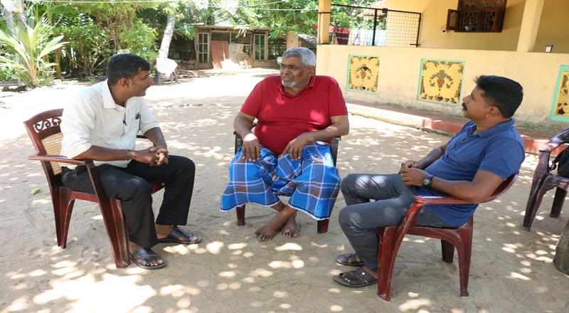 விடுதலை செய்யப்பட்ட அரசியல் கைதிகளை சந்தித்த அமைப்பு!