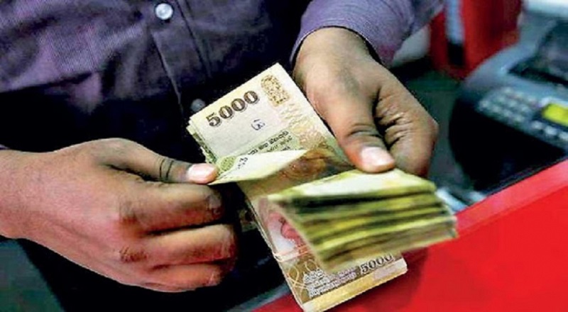 நீதிபதிகளின் சம்பளம் தொடர்பில் விதிக்கப்பட்டிருந்த இடைக்கால தடையை நீடிக்க வேண்டாம் என முடிவு