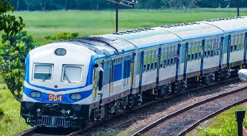 ஆரம்பமாகவுள்ள யாழ் நிலா  சொகுசு ரயில் சேவை!