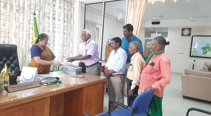 உடவளவ நீர்த்தேக்கத்தை திறந்து விவசாயிகளை காப்பாற்ற வேண்டும்