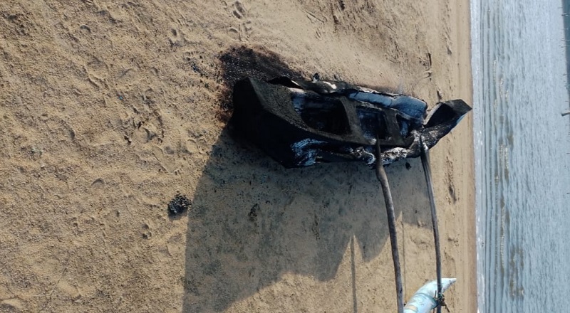 தமிழ் மீனவர்களின் படகுகள் தீக்கிரை