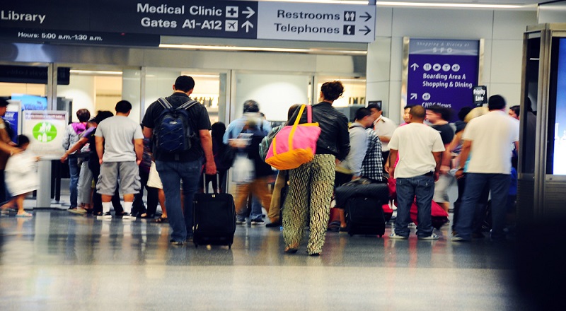 சுற்றுலா விசா ஊடாக வெளிநாடு செல்வோருக்கு விடுக்கப்பட்டுள்ள அறிவித்தல்