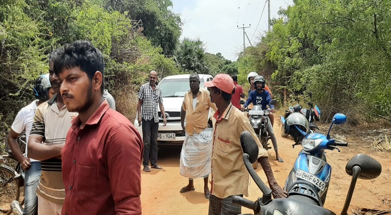 மன்னார்  பேசாலையில் 2 ஆம் கட்ட காற்றாலை அமைக்க காணி சுவீகரிக்க முயற்சி-மக்கள் எதிர்ப்பு