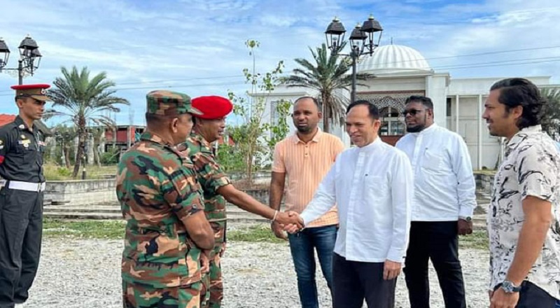 மட்டக்களப்பில் உள்ள தனியார் பல்கலைக்கழகம் உத்தியோகபூர்வமாக உரிமையாளர்களிடம் ஒப்படைக்கப்பட்டது.