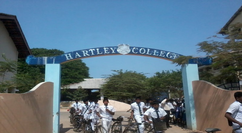 கோலாகலமாக ஆரம்பமான ஹாட்லிக் கல்லூரியின் கல்விக் கண்காட்சி.....!