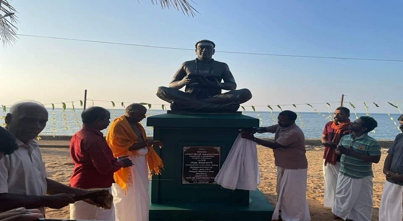 கீரிமலை கடல்கரையில் நாவலர் சிலை அங்குராப்பணம் செய்து வைக்கப்பட்டது