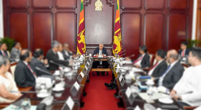 அமைச்சரவையில் மாற்றம்: .. ஆளுநர்களும் புதிதாக நியமிக்கப்படுவார்கள்..
