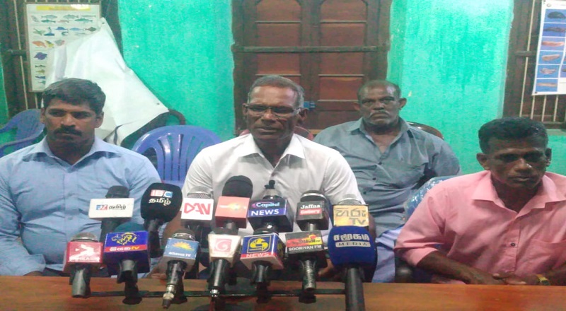 சுருக்கு வலைத் தொழிலை கட்டுப்படுத்த அமைச்சர் தொடர்ந்து நடவடிக்கை எடுக்க வேண்டும் - வடமராட்சி வடக்கு கடற் தொழிலாளர் சங்கங்கள் கோரிக்கை
