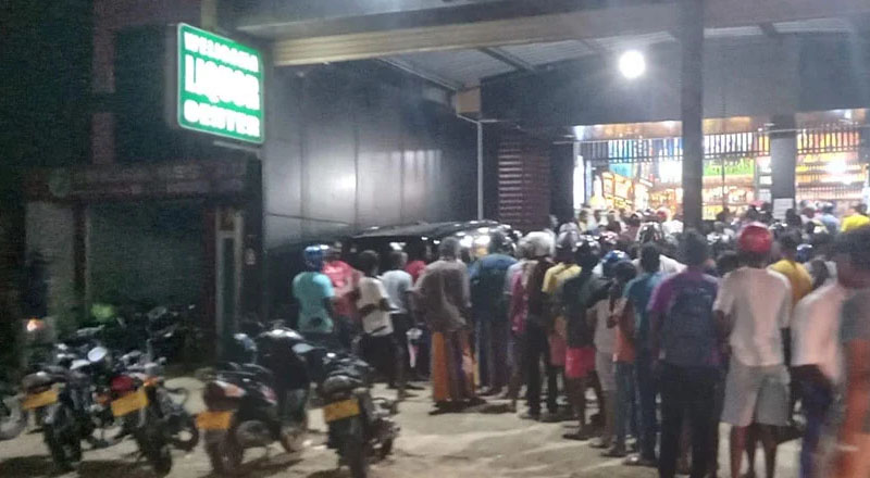புத்தாண்டில் சாதனை படைத்த மதுபான விற்பனை..