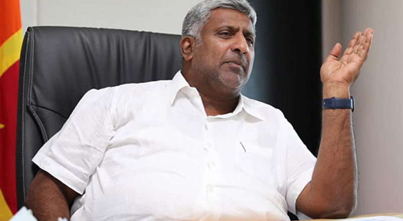 தற்போதைய அரசாங்கத்தை மாற்றுவதற்கு கடத்தல்காரர்கள் விரும்புகின்றனர்!