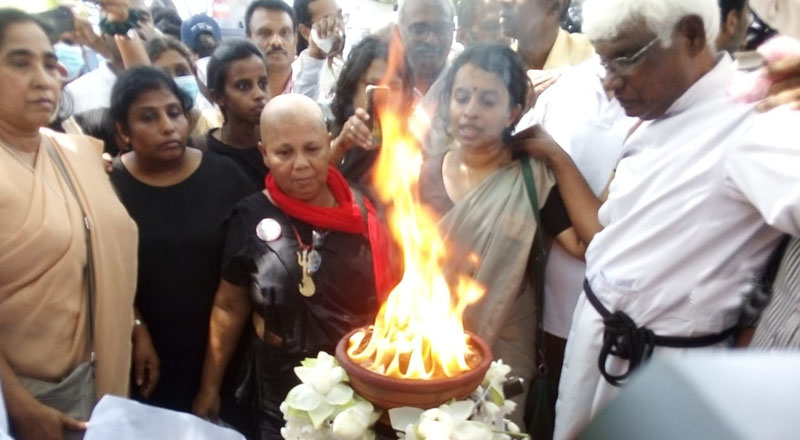 தென்னிலங்கையிலும் முள்ளிவாய்க்கால் நினைவேந்தல் அனுஷ்டிப்பு!