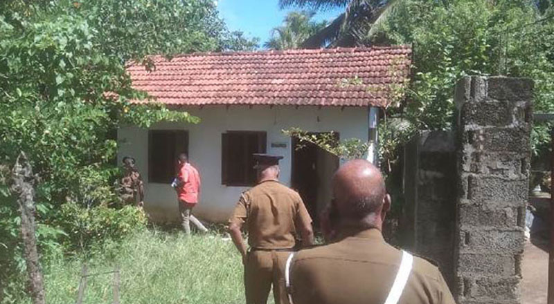 அம்பலாங்கொடையில் உள்ள வீடொன்றில் சிதைவடைந்த சடலமொன்று கண்டெடுக்கப்பட்டுள்ளது