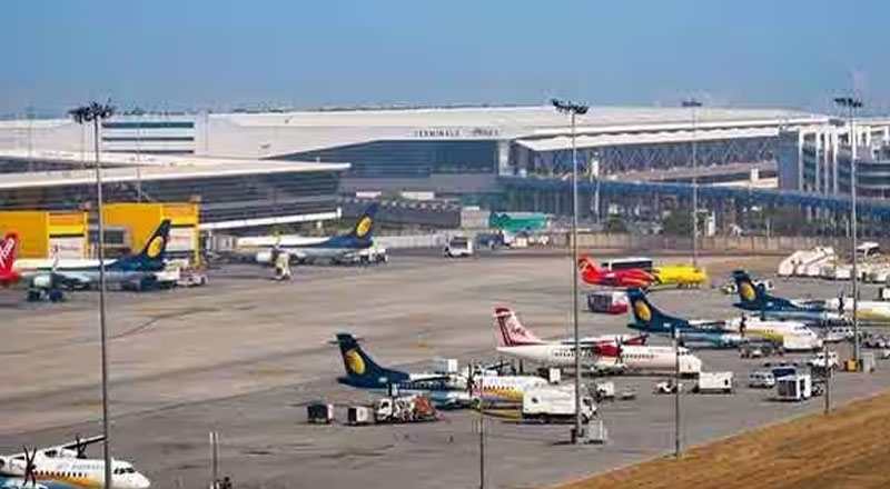 சட்டவிரோதமாக கனடா செல்ல முற்பட்டவர்கள் புதுடில்லி விமான நிலையத்தில் கைது!