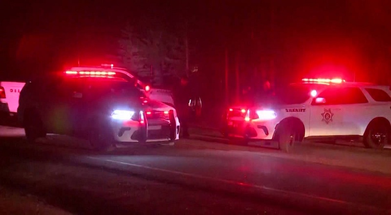 அமெரிக்கா முழுவதும் ஒரே நாளில் நடந்த துப்பாக்கி சூட்டில் 16 பேர் மரணம்