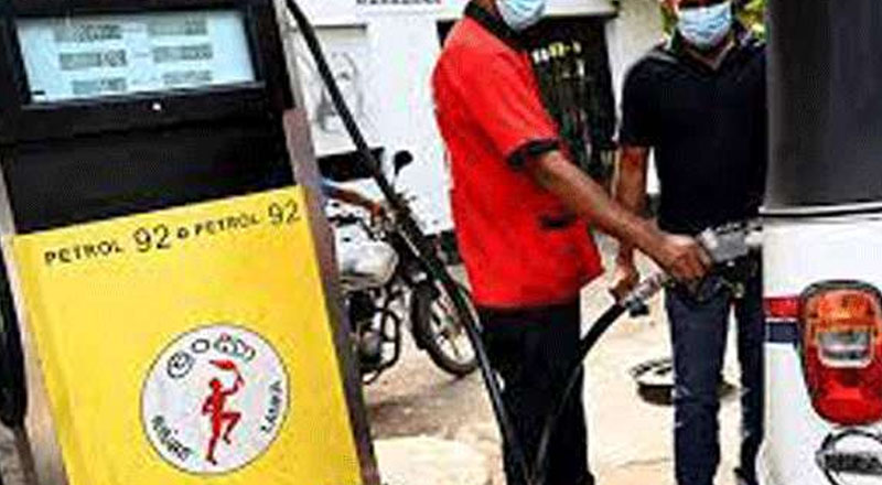 நள்ளிரவில் இருந்து எரிபொருளின் விலையில் மாற்றம்!