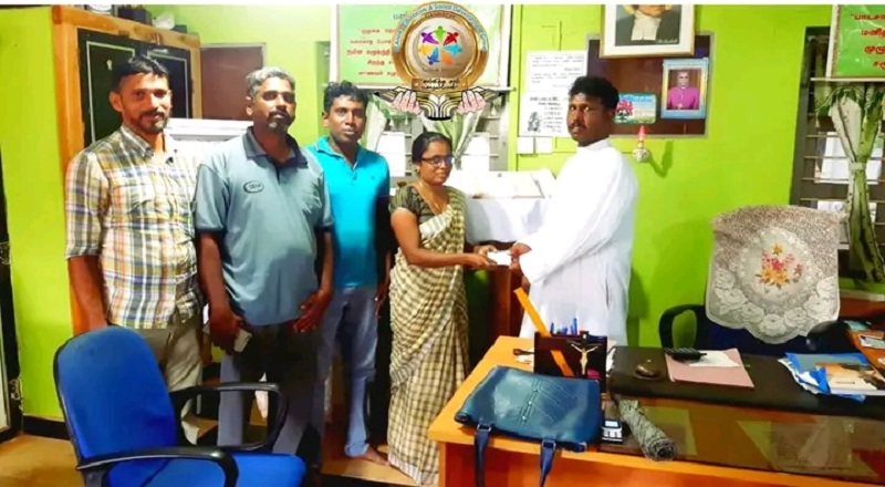 தேசிய மட்ட விளையாட்டு போட்டிக்கு செல்லும் புனித ஆனாள் தேசிய கல்லூரி மாணவர்களுக்கு உதவிய வங்காலை சுவிஸ் அமைப்பு