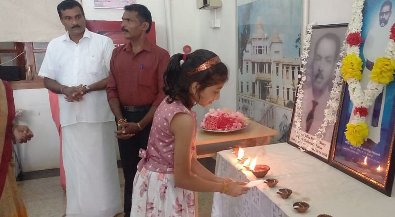 சிங்கள இன வெறிக் காடையர்களினால் யாழ்ப்பாணம் பொது  நூலகம் எரிக்கப்பட்டு சுமார் 42 ஆண்டுகள்!