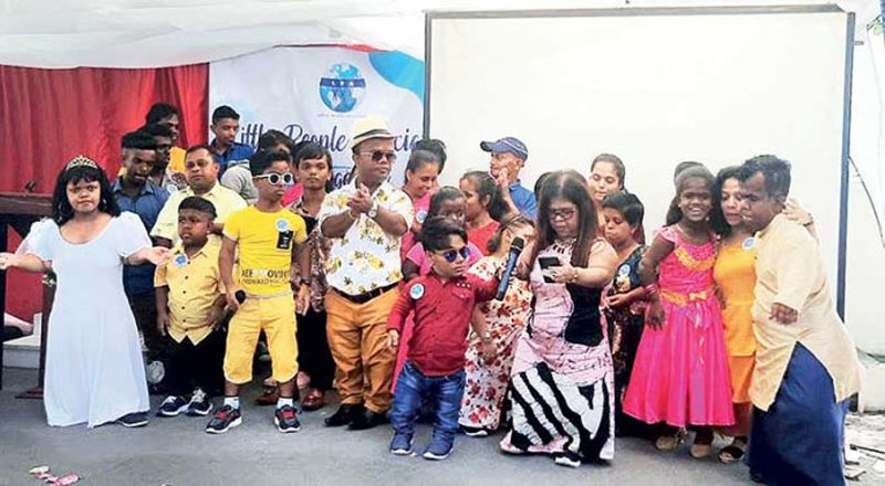 சாதாரண மனிதர்களைப் போல உயரமாக இல்லை, ஆனால் எங்களுக்கு  எந்த வேலையையும் செய்ய முடியும்: மிஹிமித் சமூகம்