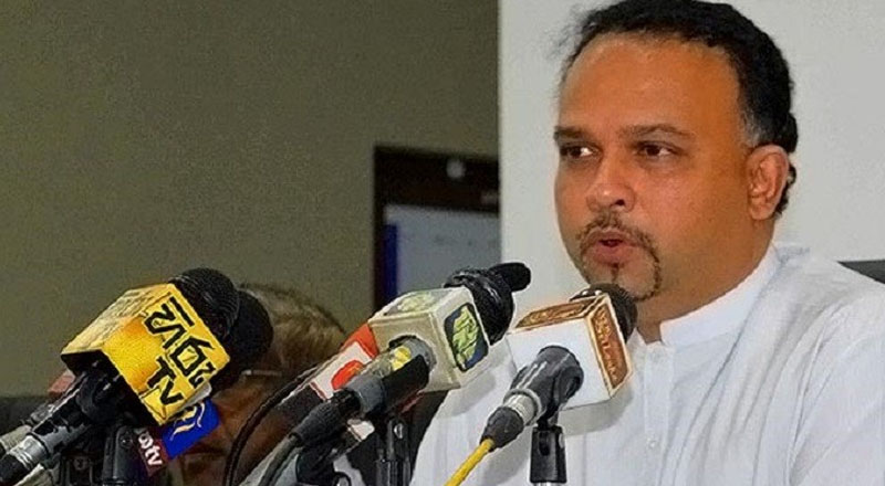 சப்ரகமுவ ஆளுநராக  நவீன் திஸாநாயக்க பதவிப்பிரமாணம்!