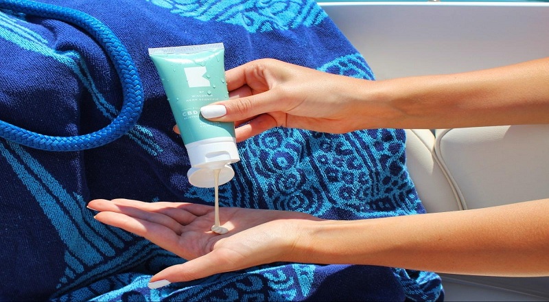 தோல் புற்றுநோய் காரணமாக இலவச சன்ஸ்கிரீம் வழங்கும் நெதர்லாந்து அரசாங்கம்