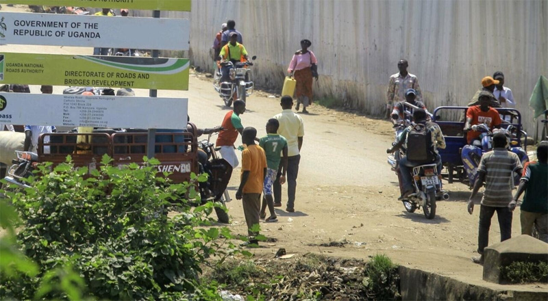 உகண்டா பாடசாலை தாக்குதலில் 40 பேர் கொல்லப்பட்டுள்ளனர். - புதிப்பிக்கப்பட்ட செய்தி