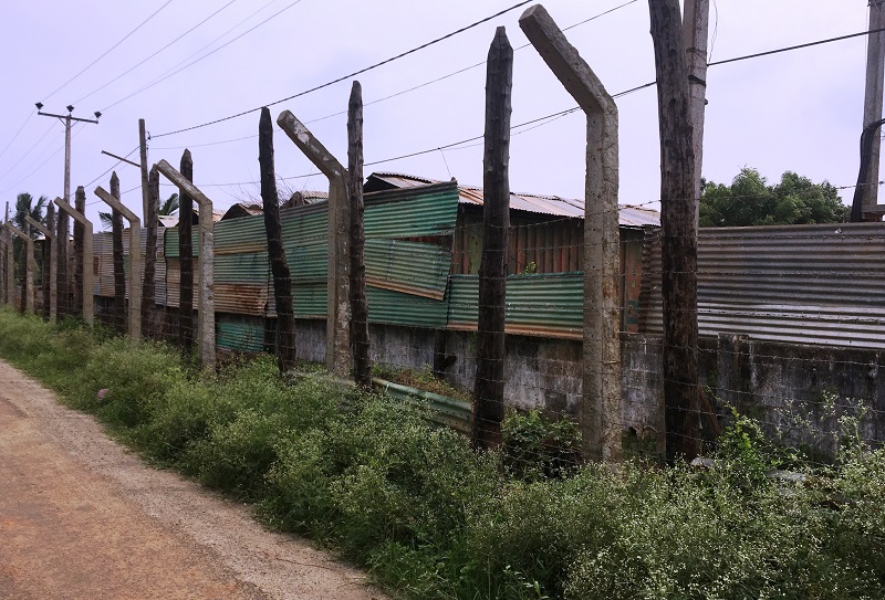 முட்கொம்பன் இராணுவ முகாமில் தீ விபத்து