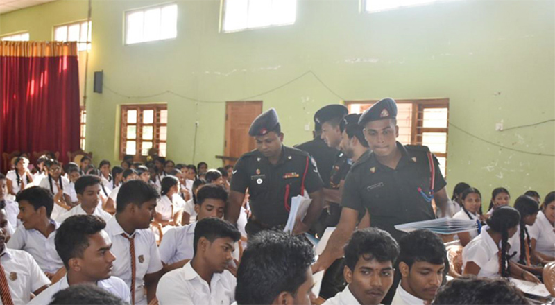 வடக்கிலும் கிழக்கிலும் தேசிய மாணவர் படையணி அமைக்கப்படவிருக்கிறது - பாதுகாப்பு இராஜங்க அமைச்சர்