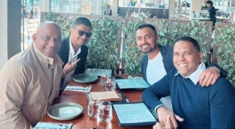 தனுஷ்க குணதிலக்கவை சந்தித்த  சுற்றுலாத் துறை அமைச்சர் ஹரின் பெர்னாண்டோ!