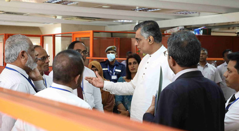 18 வயதுக்கு மேற்பட்டவர்களுக்கு வரி அறவீடு: சம்பிக்க விடுத்த உத்தரவு