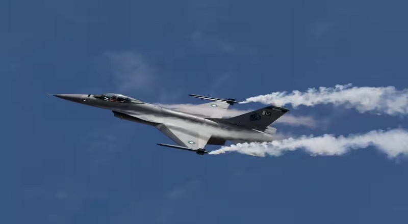 ஈரானை அச்சுறுத்த F-16 போர் விமானங்களை அனுப்பும் அமெரிக்கா