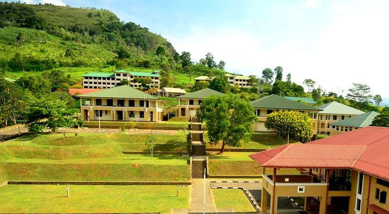 ஊவா பல்கலைக்கழகத்தின்  மாணவன் மீது கொடூர தாக்குதல்