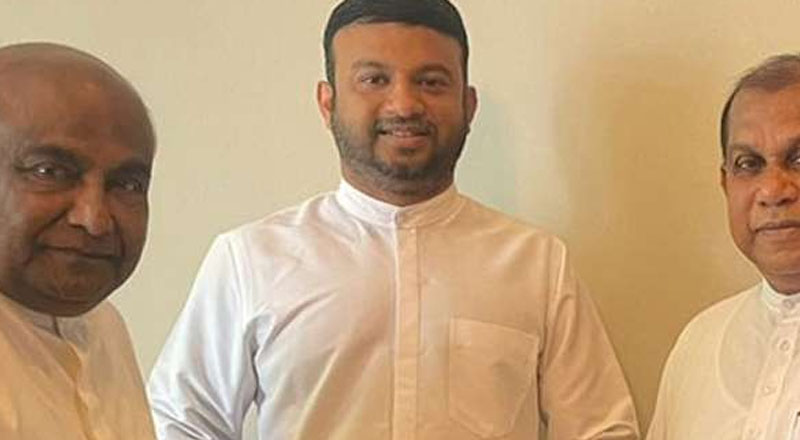 சுகாதார அமைச்சர் ஹெகலியவிற்கு எதிரான நம்பிக்கையில்லா பிரேரணை கையளிப்பு!