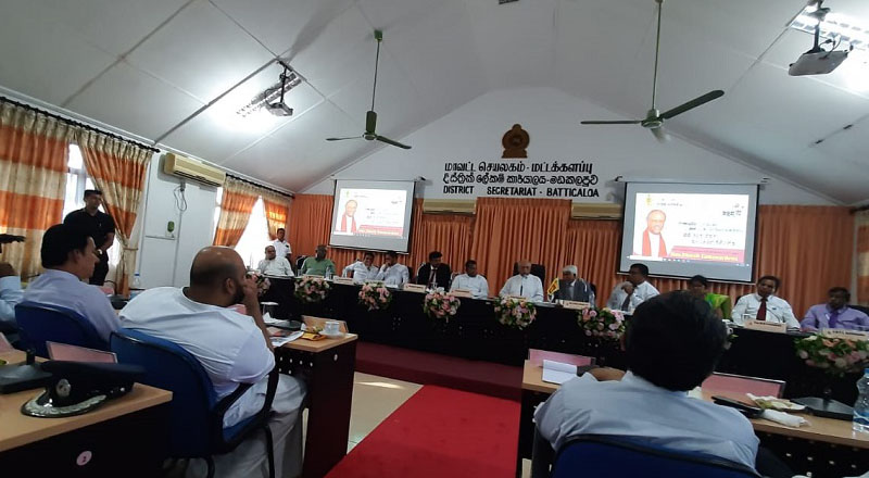 அம்பாறையில் பிரதமரின் கூட்டம்: கதிரையை புறக்கணித்த சாணக்கியன்