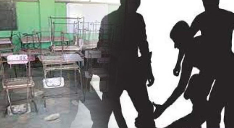 கஹவத்தையில் பாடசாலை மாணவனை தாக்கிய நான்கு மாணவர்கள் கைது
