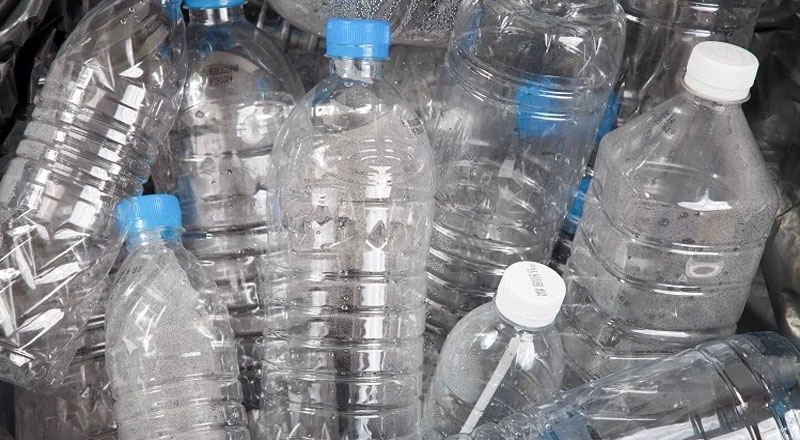 பிளாஸ்டிக் போத்தல்களை மீண்டும் பயன்படுத்துவது மரணத்தை வரவழைக்கிறது