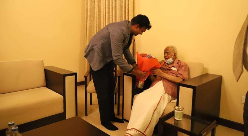 கிழக்கு அபிவிருத்தி குறித்து ஆளுநர் சம்பந்தன் கலந்துரையாடல் !