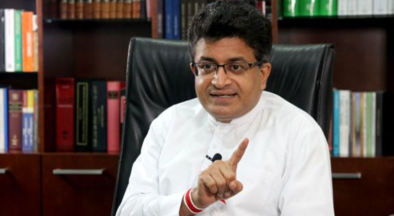 பிரான்ஸின் முகமூடியில் அமெரிக்கா ஆதிக்கம்! உதய கம்மன்பில